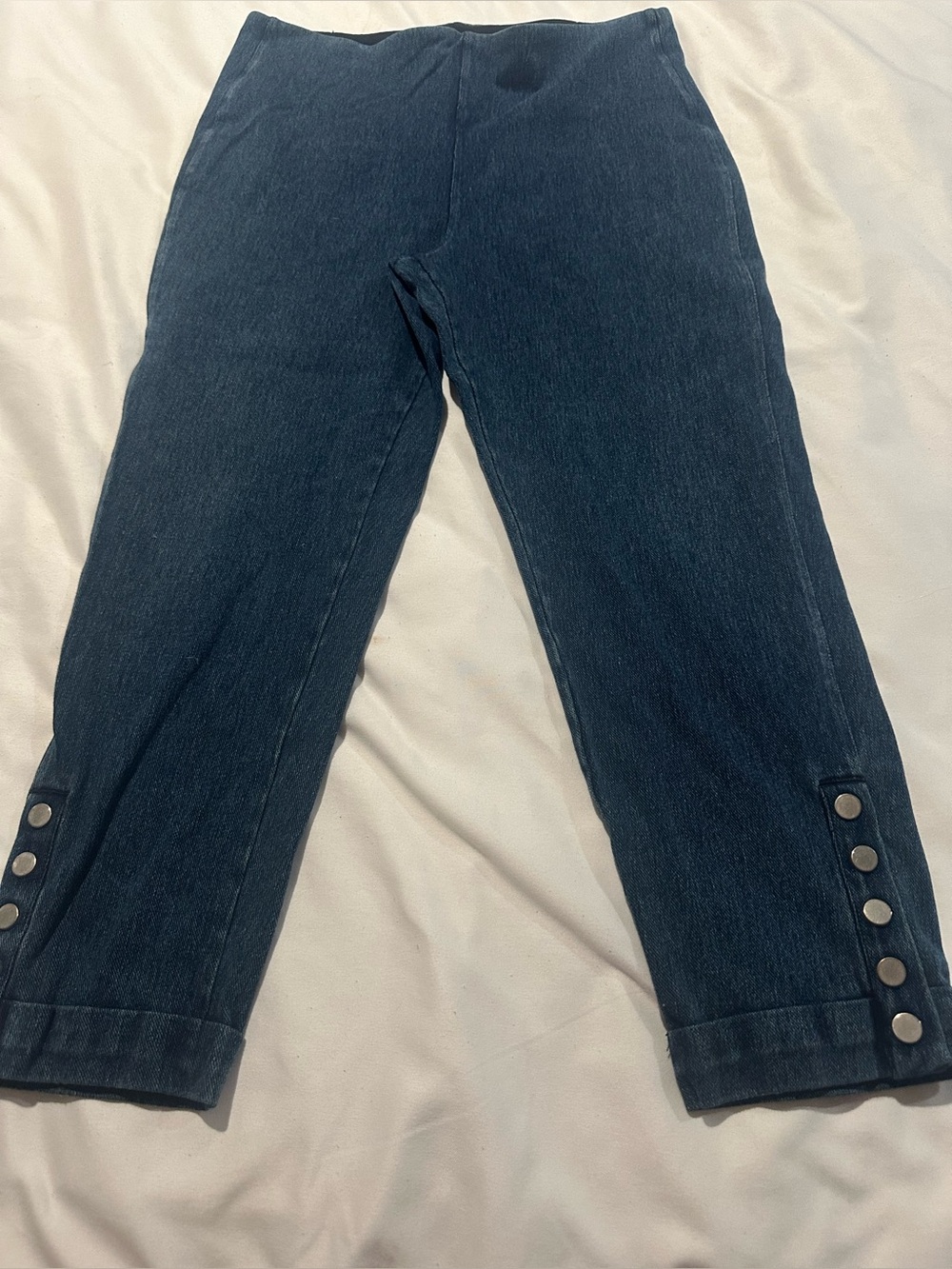 Lysse Dark Blue Women’s Button-Hem Jeans